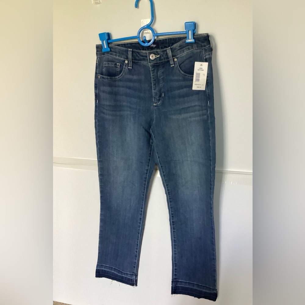 Great Northwest INDIGO cropped jeans (capris), size 10. NWT!